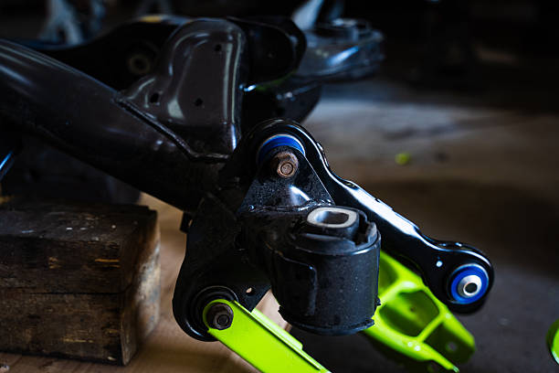 EPDM がコントロール アーム ブッシュを支配する理由: 材料工学の観点から